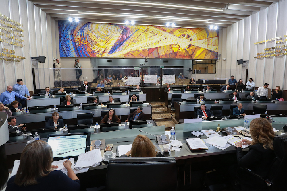 Presentan proyecto de ley para la protección de defensores de derechos humanos y periodistas