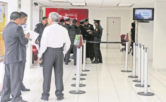 Se acabó, no se puede ir con efectivo al banco ¡No más! Se acabó, no se puede ir con efectivo al banco ¡No más!