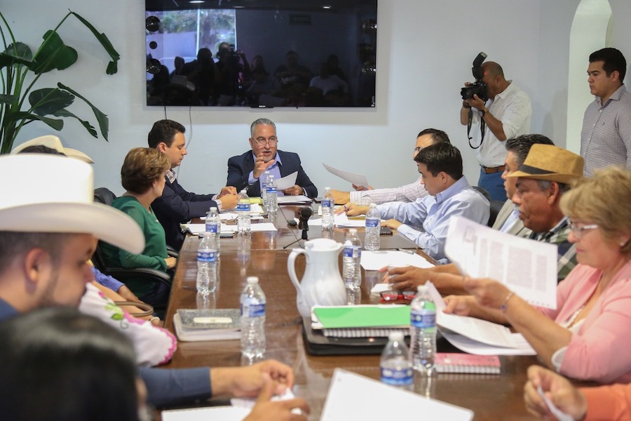 Acude el Cabildo de Bácum al Congreso del Estado de Sonora