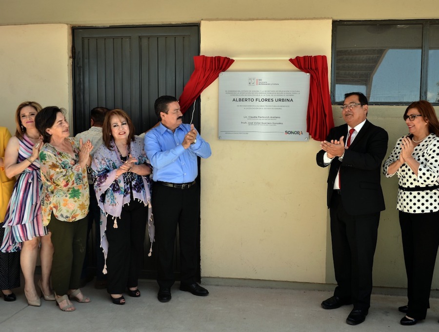 Reconoce Gobierno del Estado legado educativo de Alberto Flores Urbina