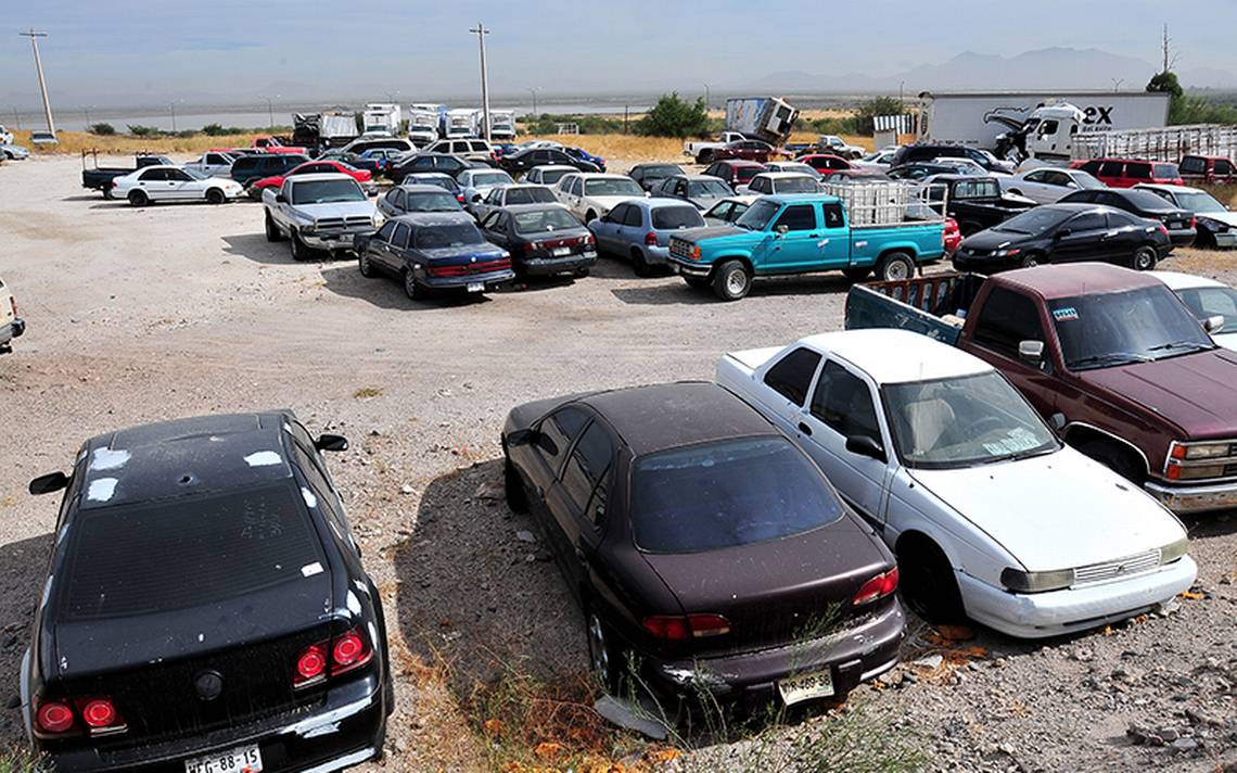 Liberarán espacio en corralones; Subastarán 300 autos más