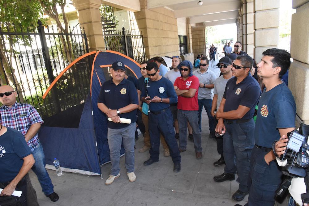 Responden autoridades municipales de Hermosillo peticiones de Bomberos