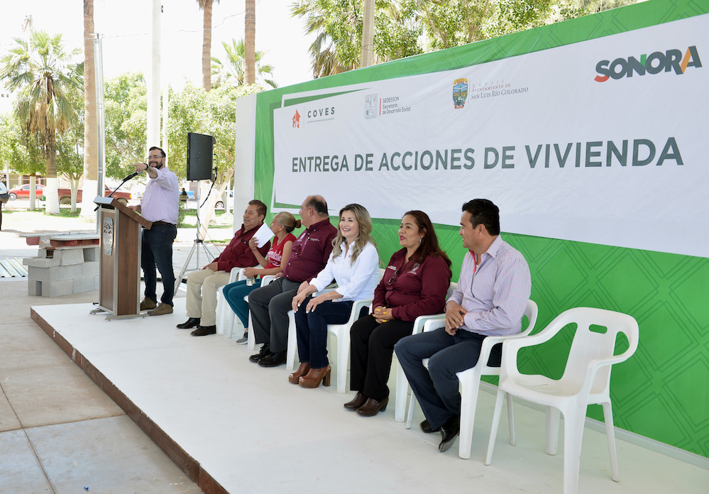 Benefician gestiones de Gobernadora a familias sanluisinas con programas de vivienda nueva y mejoramiento de hogares