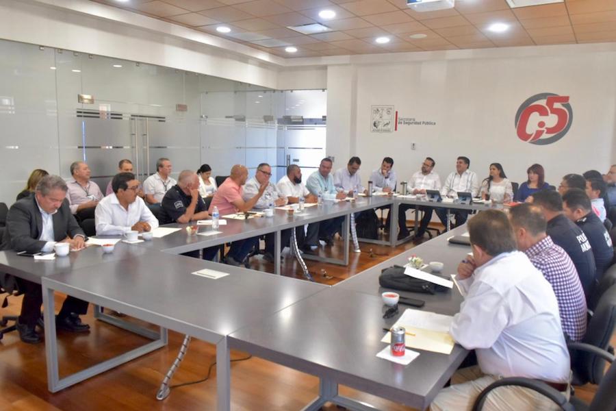 Se suman municipios a operativo de autos «chuecos»