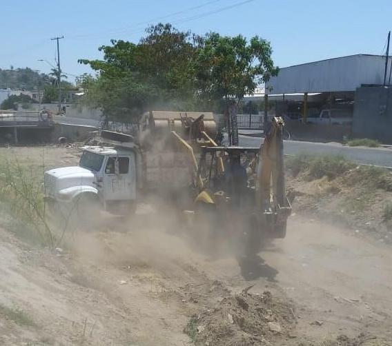 Preparan los canales de Hermosillo para la temporada de lluvias