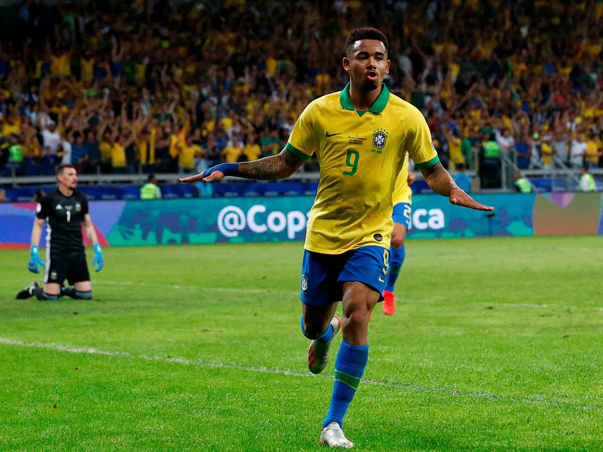 Brasil se lleva el clásico sudamericano y va a la final