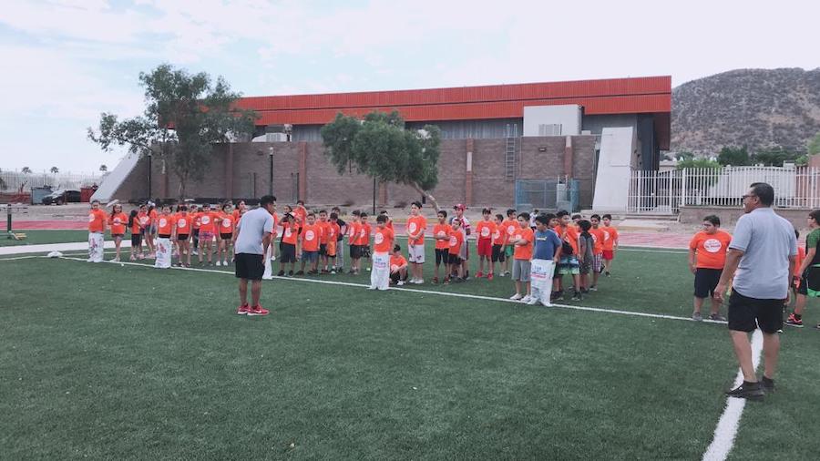 Aprenden y se divierten niñas, niños y adolescentes en campamento de verano de Cobach
