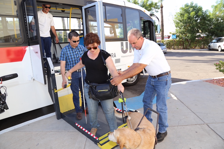 Beneficia a más familia el transporte adaptado de DIF Sonora