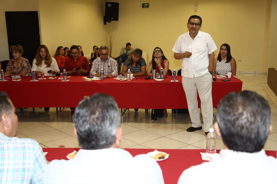 Acuerdan autoridades estatales y federales colaborar en la mejora educativa