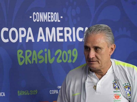 Tite asegura que no se puede anular a Messi