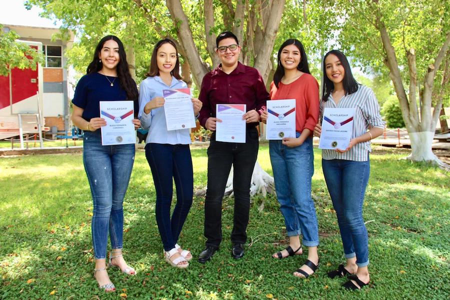 Estudiantes recién egresados del Cobach estudiarán en China