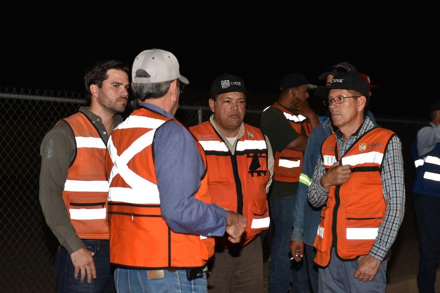 Atiende Gobierno Municipal fuga de drenaje y socavón en bulevar Colosio