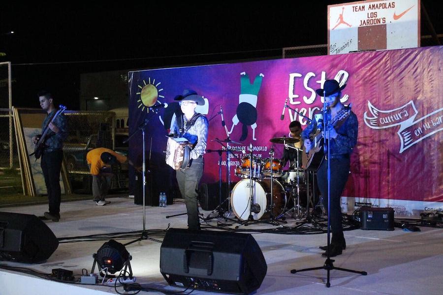 Disfrutan actividades culturales en El Coloso y las Amapolas