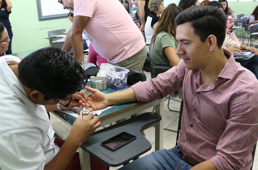 Realiza Isssteson jornada médica en planteles Cobach