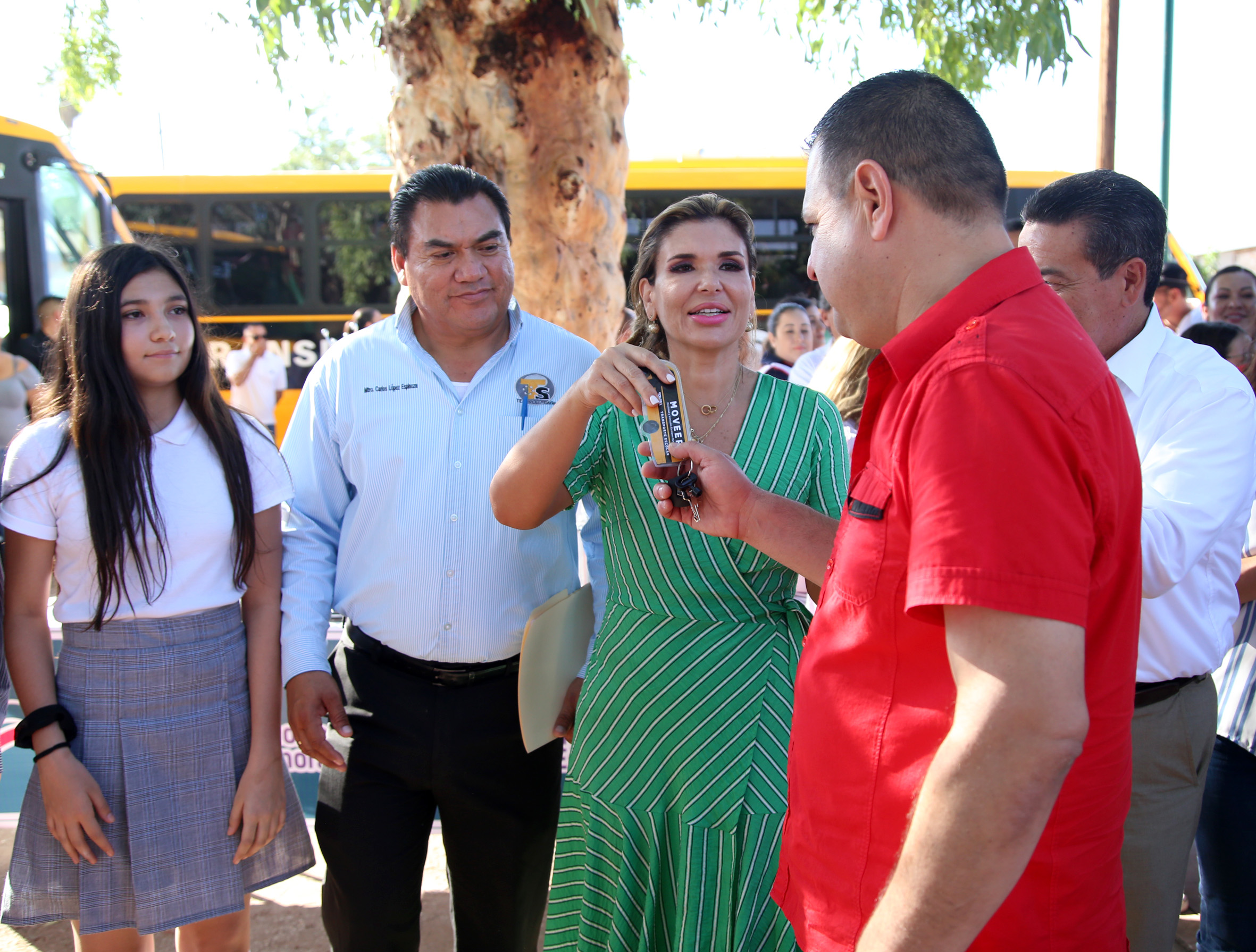 Lleva Gobernadora más apoyos a municipios