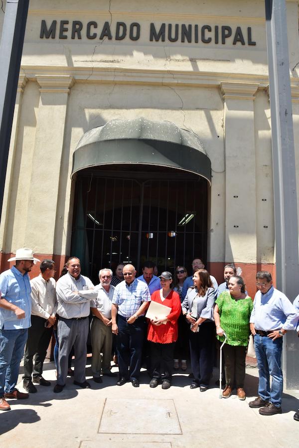 Reabren autoridades acceso del Mercado Municipal en el Centro de Hermosillo