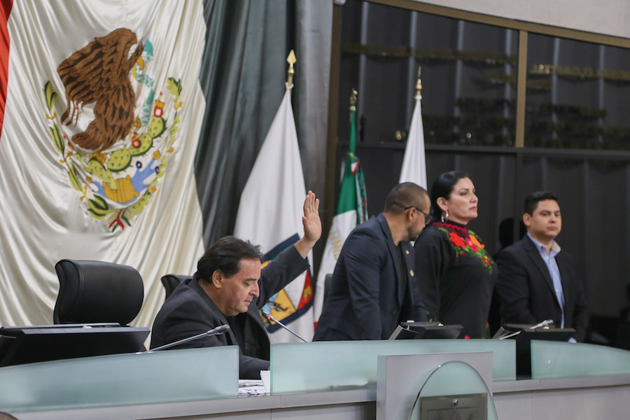 Aprueban modificaciones para contar con correcto equilibrio de poderes en el Estado