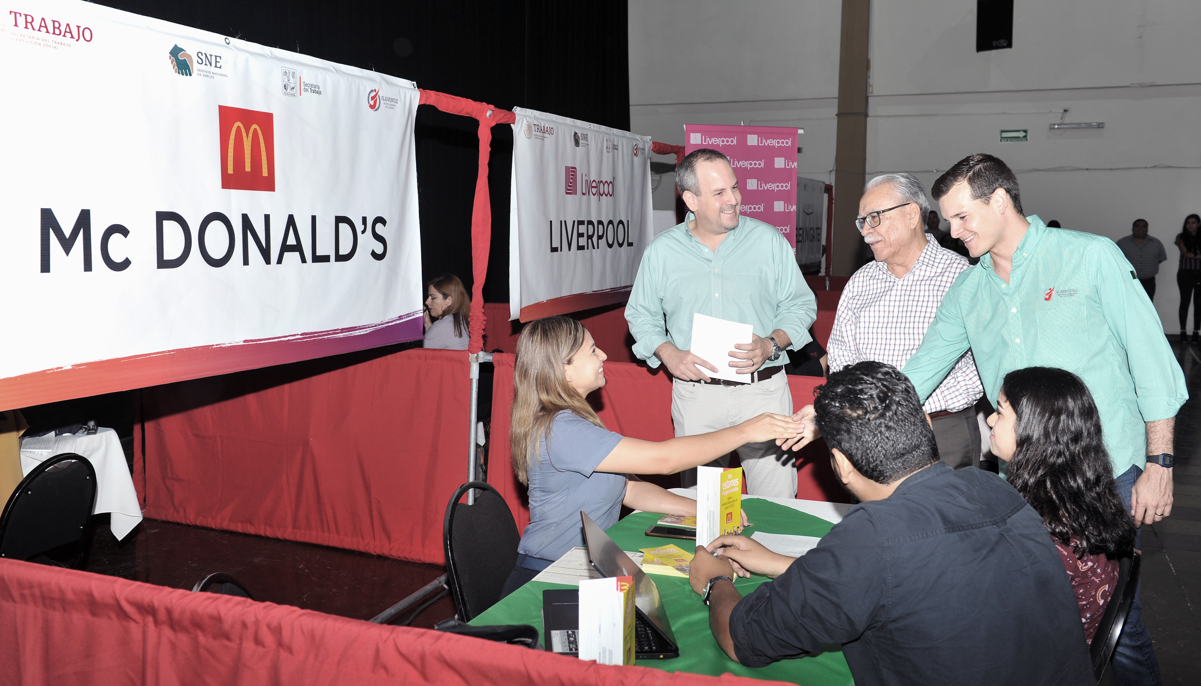 Realiza Secretaría del Trabajo Feria del Empleo Joven