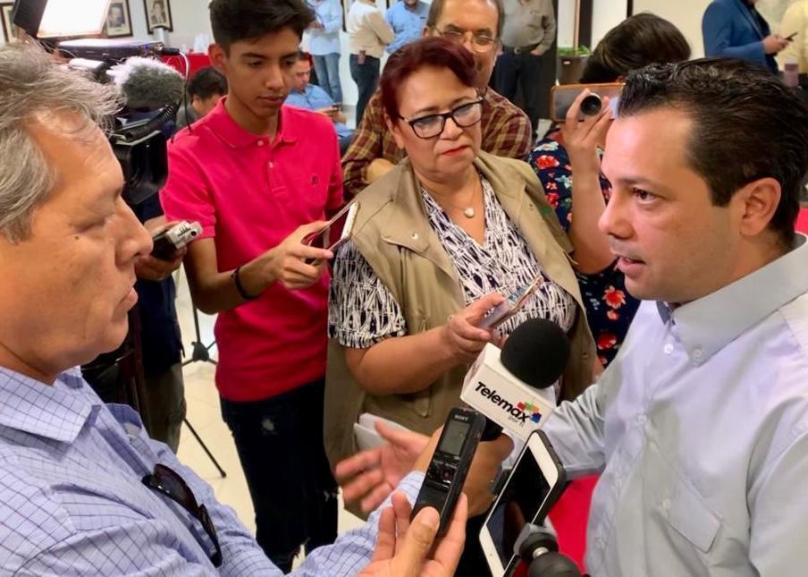Deben Gobiernos de MORENA pasar del dicho al hecho: Ernesto De Lucas