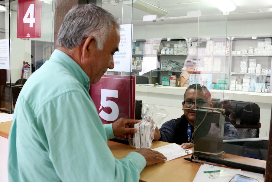 Informa Isssteson a derechohabientes sobre suministro de medicamentos