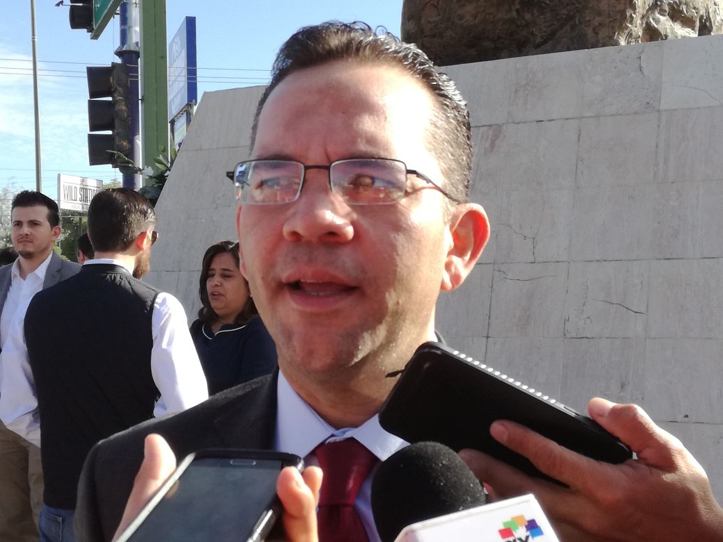 Actas de nacimiento no tienen fecha de vencimiento: Ulises Cristópulos