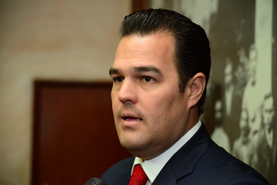 Nuevo derecho de uso del agua y eliminar fondo minero dañan a Sonora: Rogelio Díaz Brown