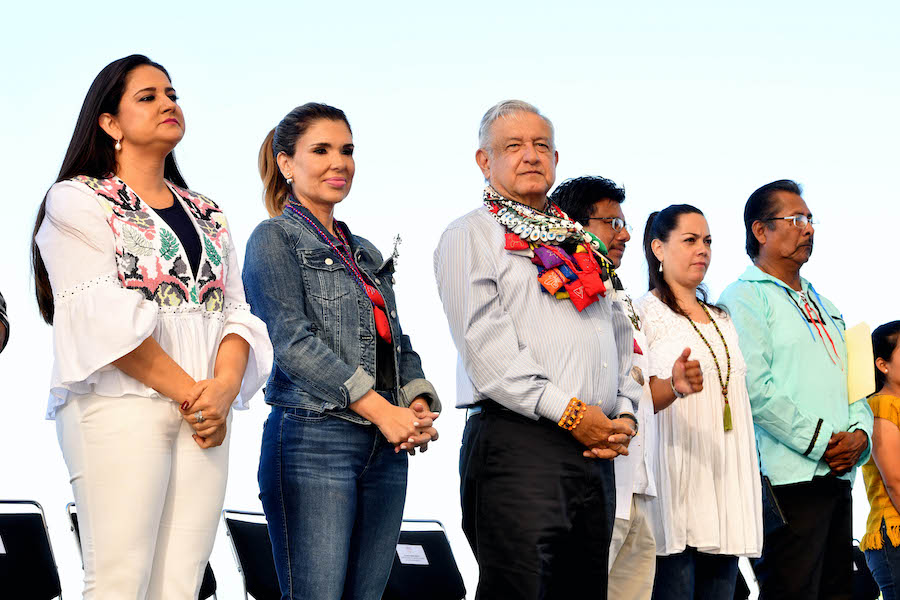 Solicita Gobernadora Pavlovich al Presidente de México ampliar Carretera a Kino