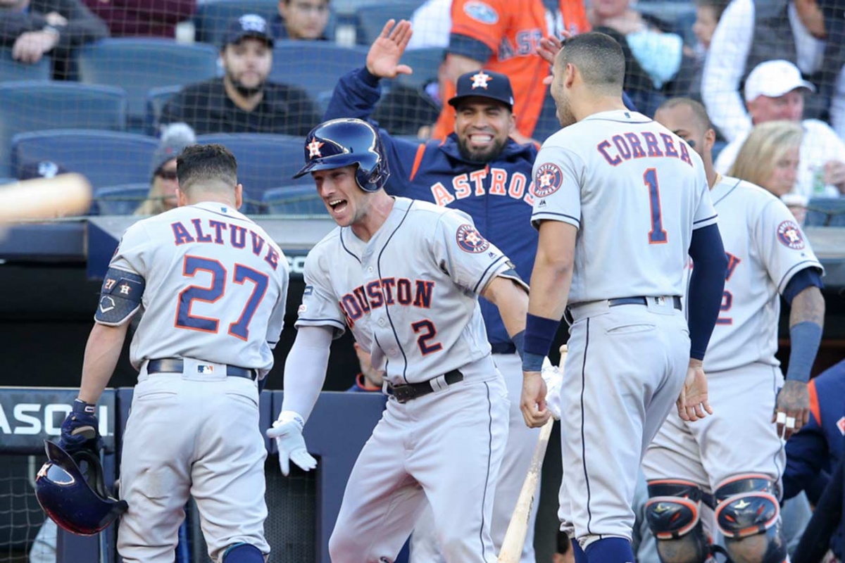 Astros apagan cañones de los Yanquis y toman ventaja
