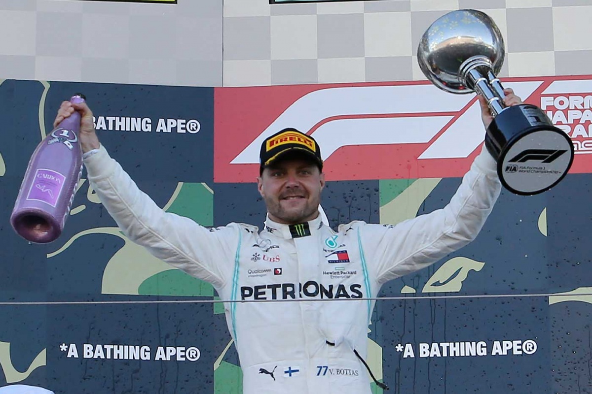 Bottas gana en Japón y consagra a Mercedes