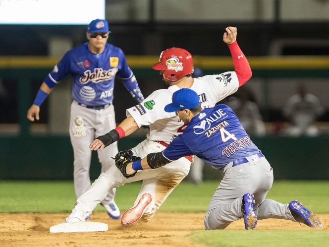 Charros blanquea a los Venados en el Pacífico