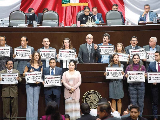 Crean nuevo Instituto de Salud; diputados eliminan el Seguro Popular