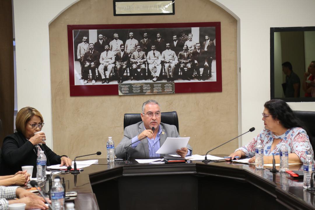 Manifiestan diputados del PES, molestia por faltas injustificadas por parte de legisladores