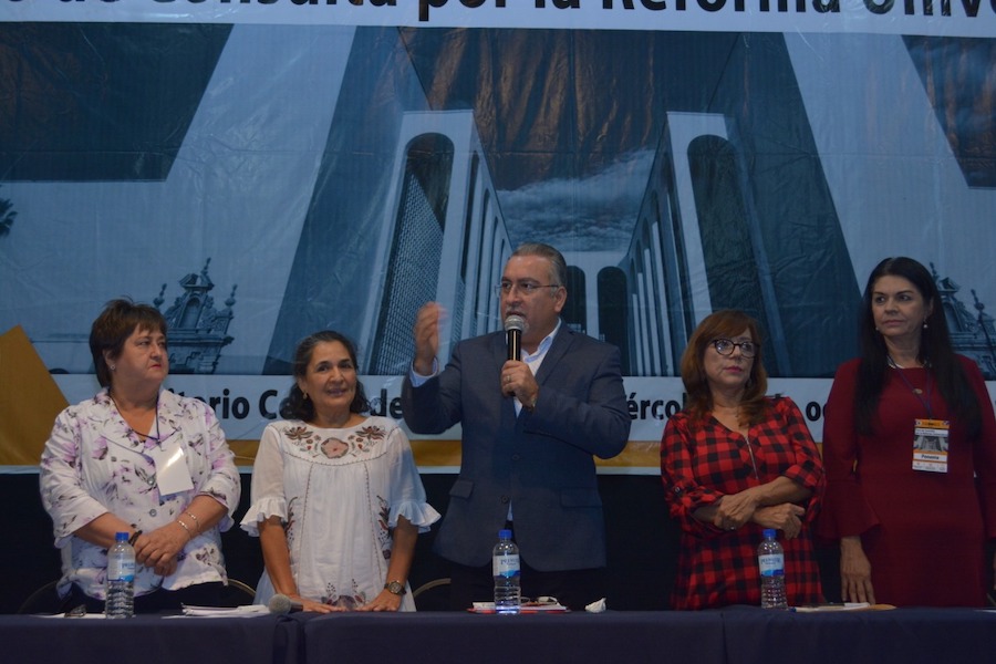Realizan Foro de Consulta por la Reforma Universitaria