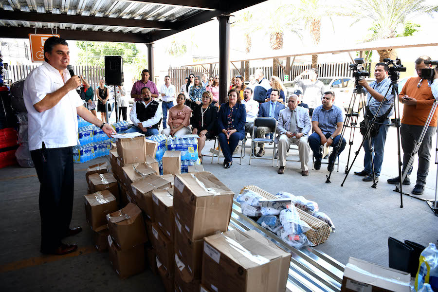 Entrega Secretario de Gobierno insumos del Fonden