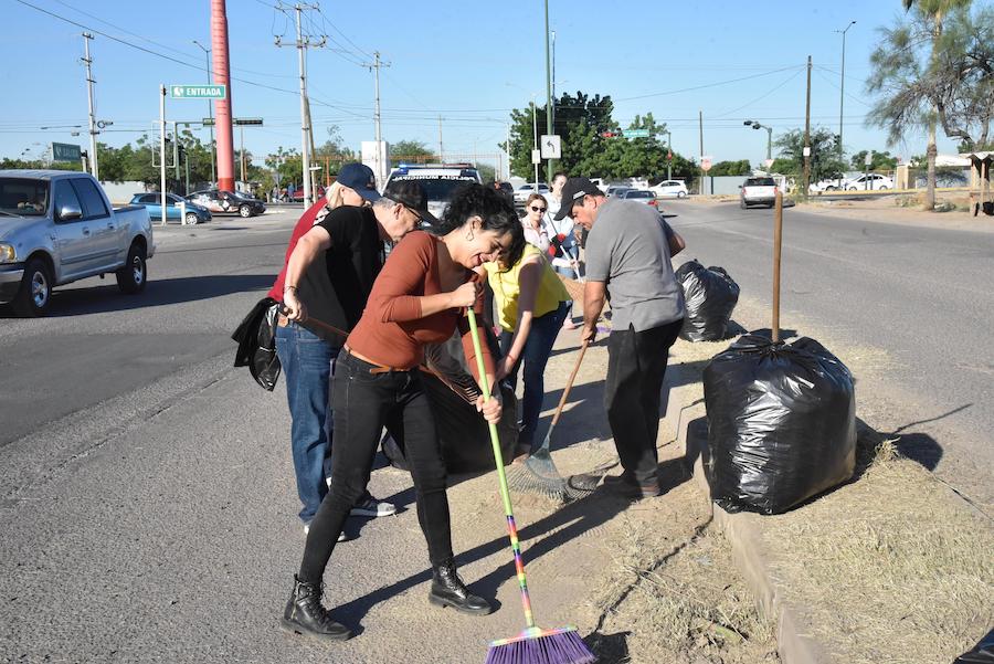 Continúan limpieza previa a Día de Muertos