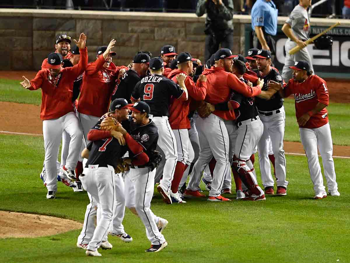Nacionales sacan la escoba y llegan a la Serie Mundial