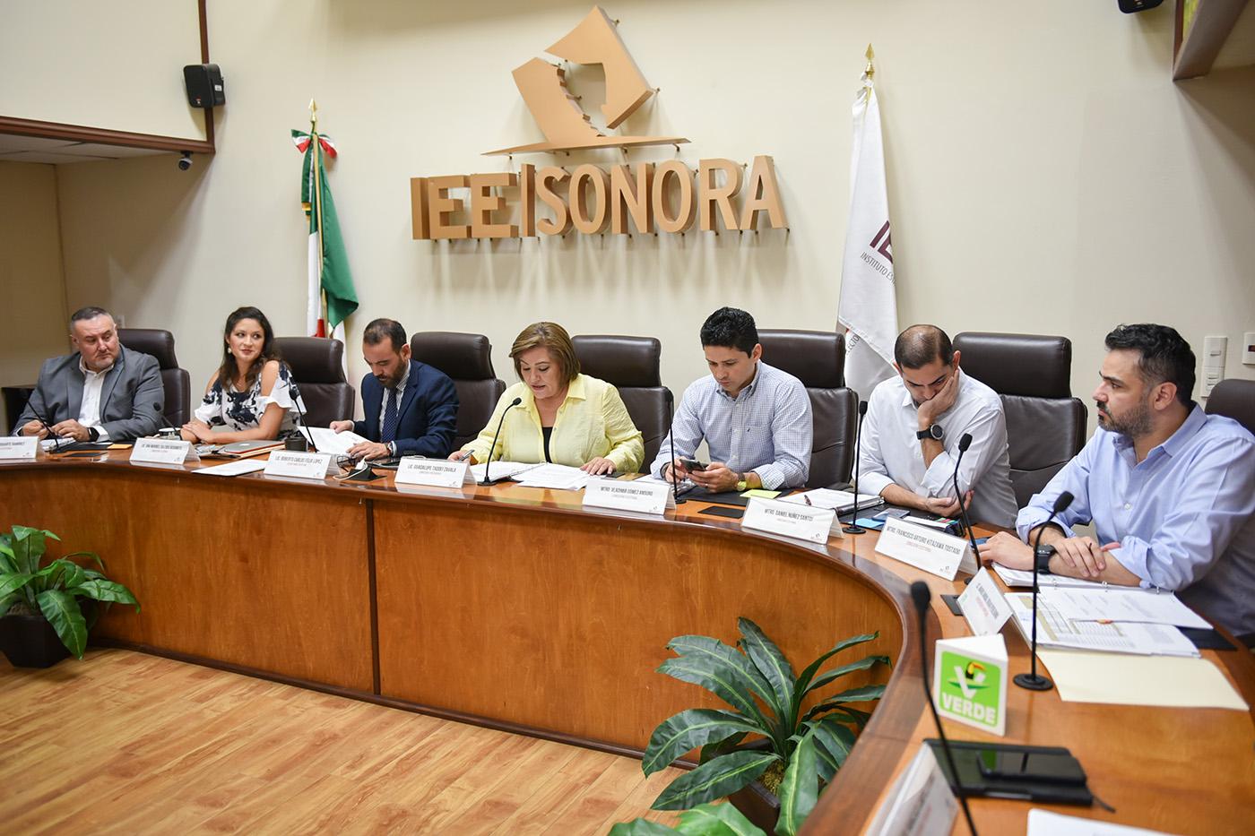 Celebra Consejo General sesión ordinaria