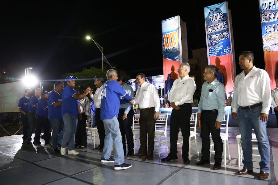 Inaugura Víctor Guerrero juegos deportivos y culturales del SNTE