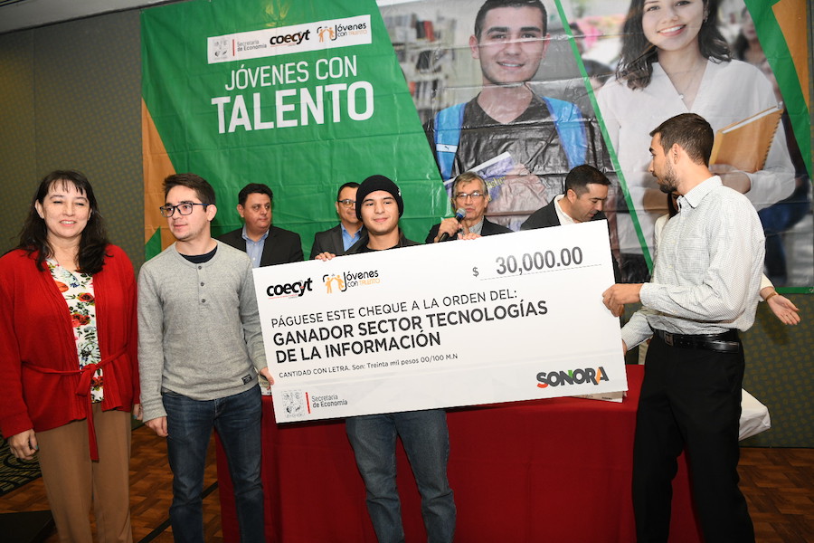 Reconoce Secretaría de Economía a Jóvenes con Talento