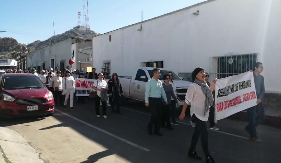 Se manifiestan en contra del Gobierno de AMLO