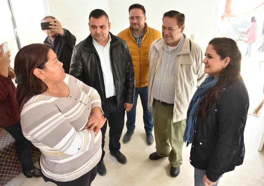Responde alcaldesa Celida López a necesidades sociales de Hermosillo