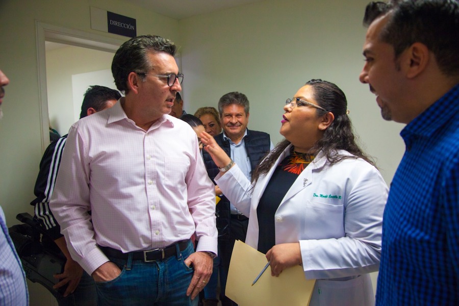 Entrega Clausen Iberri equipamiento en el Hospital General de Guaymas