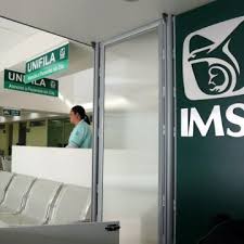 En el IMSS impera la burocracia o la soberbia. Es abuso espeluznante