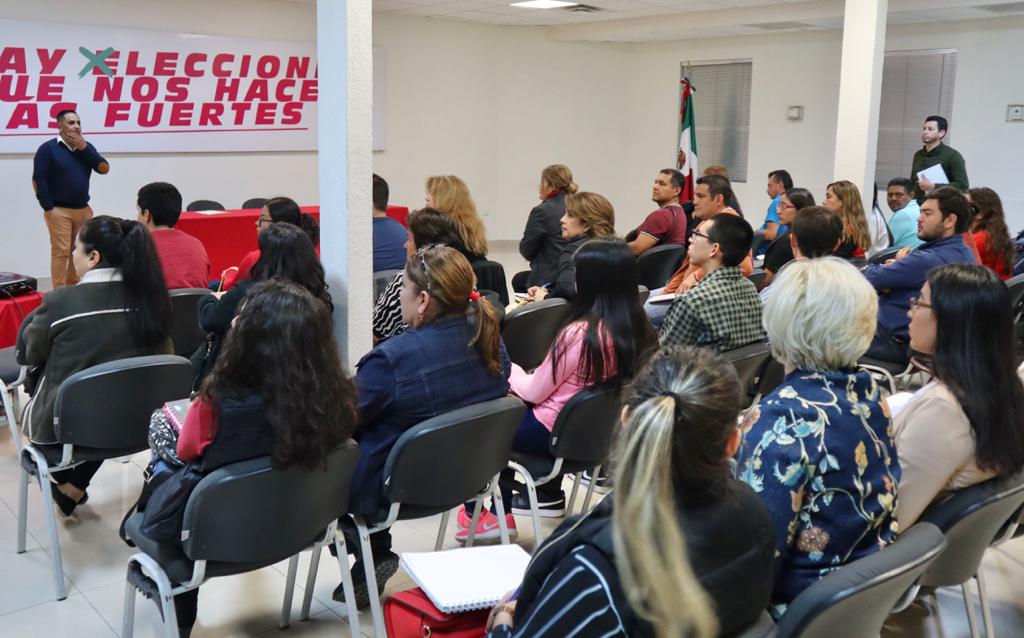 Más de 500 alumnos inscritos en cursos de inglés en PRI Sonora