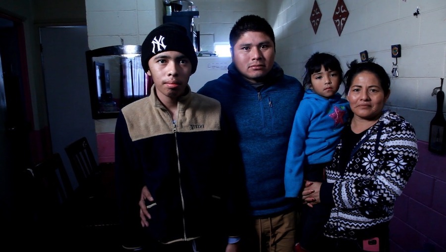 Deja madre de familia carta para el personal de blanco del HIES
