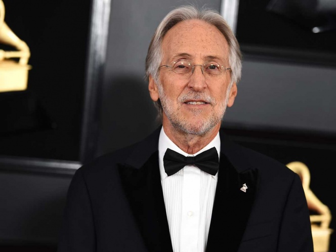 Continúa pleito en los Grammy: expresidente niega acoso a su sucesora