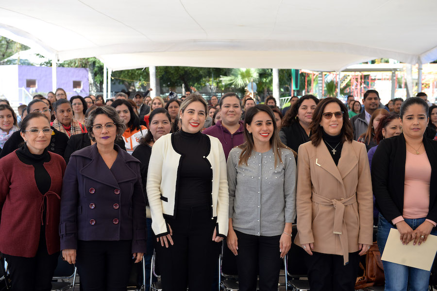 Entrega DIF Sonora estímulos económicos a personas con discapacidad Entrega DIF Sonora estímulos económicos a personas con discapacidad