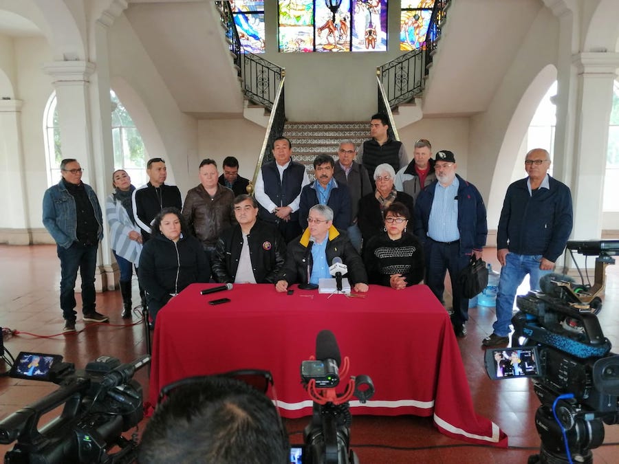 Entrega de manera oficial STAUS pliego de peticiones