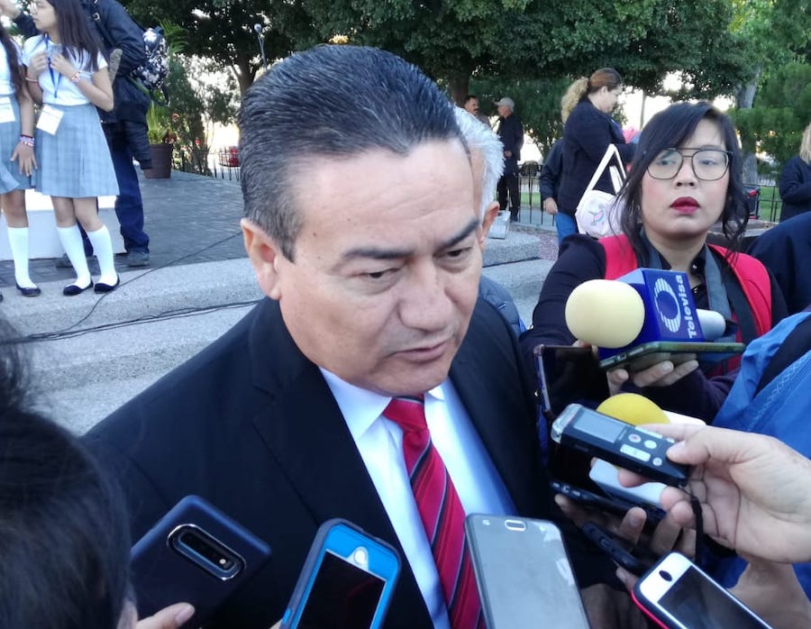 Maestras y alumnas pueden faltar a clases: Guerrero