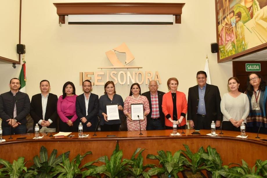 Firma alcaldesa Celida López convenio de colaboración con el Instituto Estatal Electoral para realizar consulta vecinal